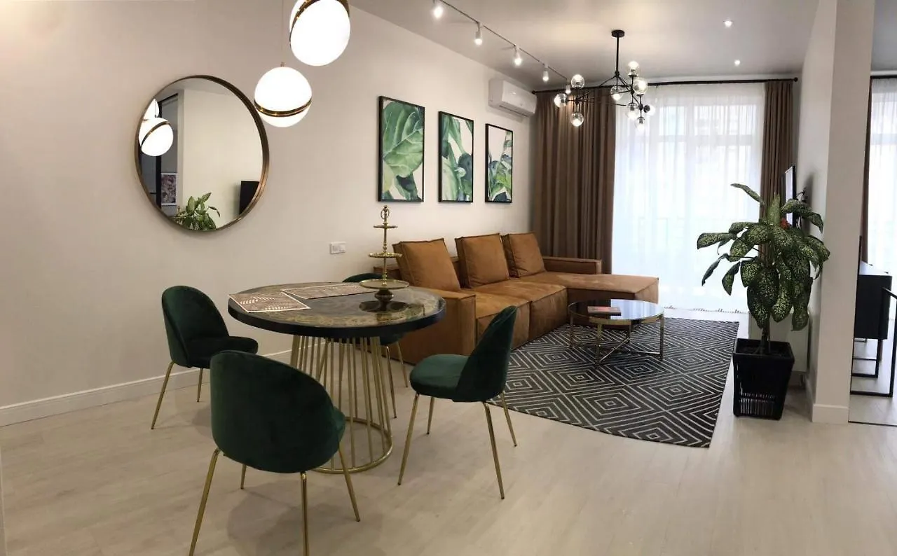 *Luxury Apartment In The City Center* Kyiv Ukraine